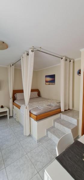 Maria's Little apartment